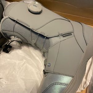 New Hera Ride snowboard boots
